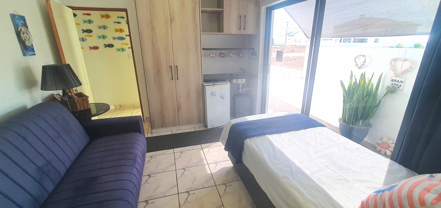 3 Bedroom Property for Sale in Sandy Point Western Cape